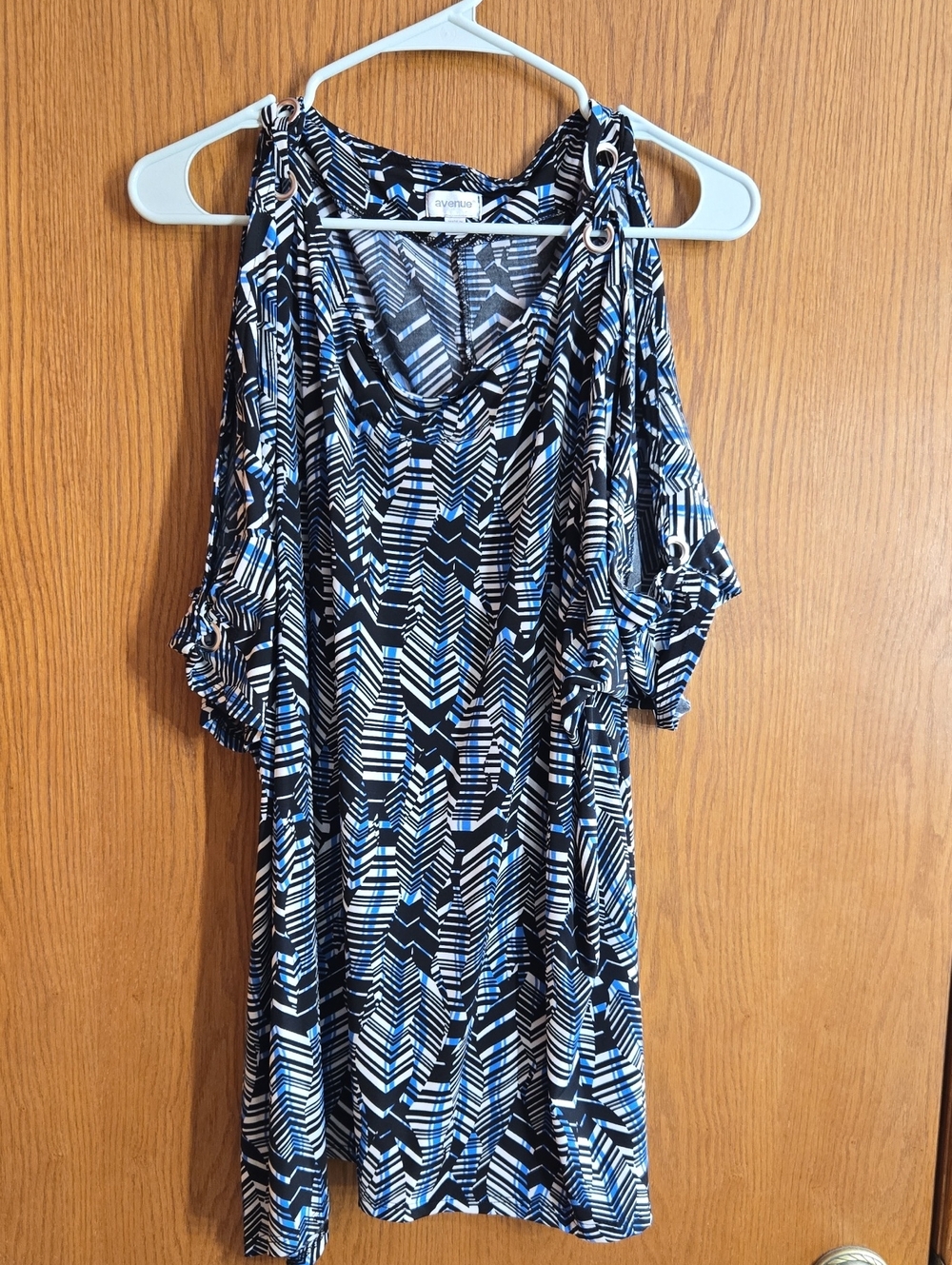 Avenue Black, Blue & White One-Shoulder Geo-Print Dress